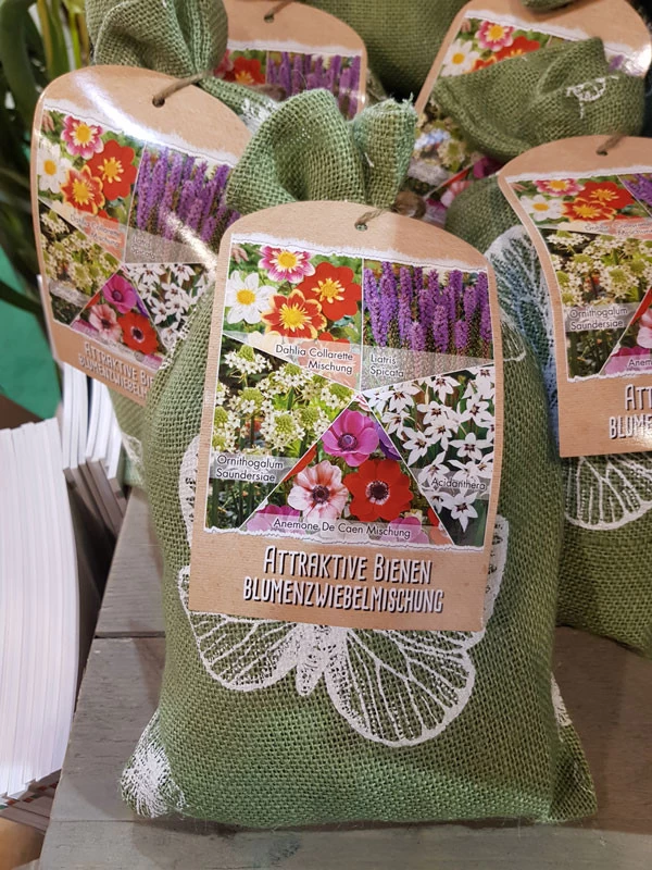 Bienen-Blumenzwiebel-Mischung (Art.Nr. 5224224) 1 Bienen-Blumenzwiebel-Mischung (Art.Nr. 5224224)