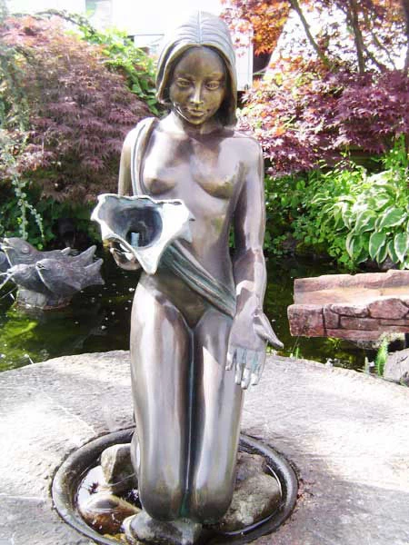 Bronzefigur Noèlle Klein (Art.Nr. 88279) 3 Bronzefigur Noèlle Klein (Art.Nr. 88279) – Bild 3