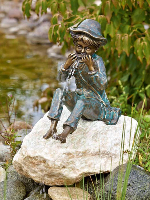 Bronzefigur Til Auf Rosario Findling (Art.Nr. 88588.1) 1 Bronzefigur Til Auf Rosario Findling (Art.Nr. 88588.1)