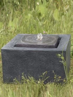Brunnen Quader aus Polystone (Art.Nr. Gr111)