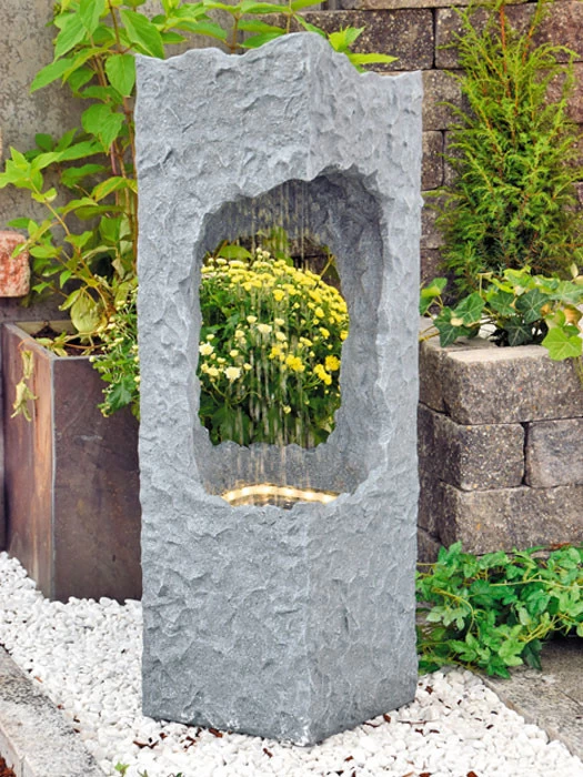 Regenfall-Brunnen Corso aus Polystone (Art.Nr. Gr067) 1 Regenfall-Brunnen Corso aus Polystone (Art.Nr. Gr067)