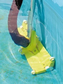 Flächendüse PondoVac Premium Von OASE (Art.Nr. 40307) -Gartengrün -Pflanze flaechenduese pondovac kant 1280x1280