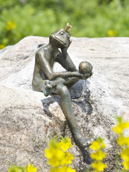 Bronzefigur Froschkönig Borris (Art.Nr. 88764) 1 Bronzefigur Froschkönig Borris (Art.Nr. 88764)