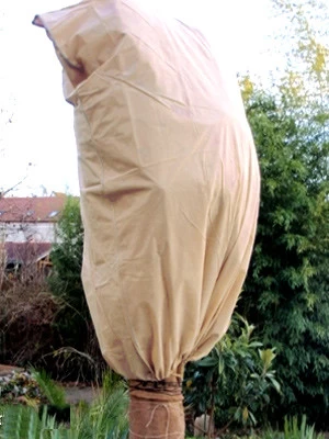 Winterschutz Mega-Vlieshaube X-TREME 1 Winterschutz Mega-Vlieshaube X-TREME